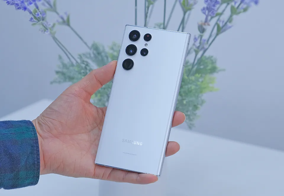 Đánh giá Samsung Galaxy S22 Ultra: chiếc “Galaxy S” thỏa lòng fan Note Đánh giá Samsung Galaxy S22 Ultra: chiếc “Galaxy S” thỏa lòng fan Note