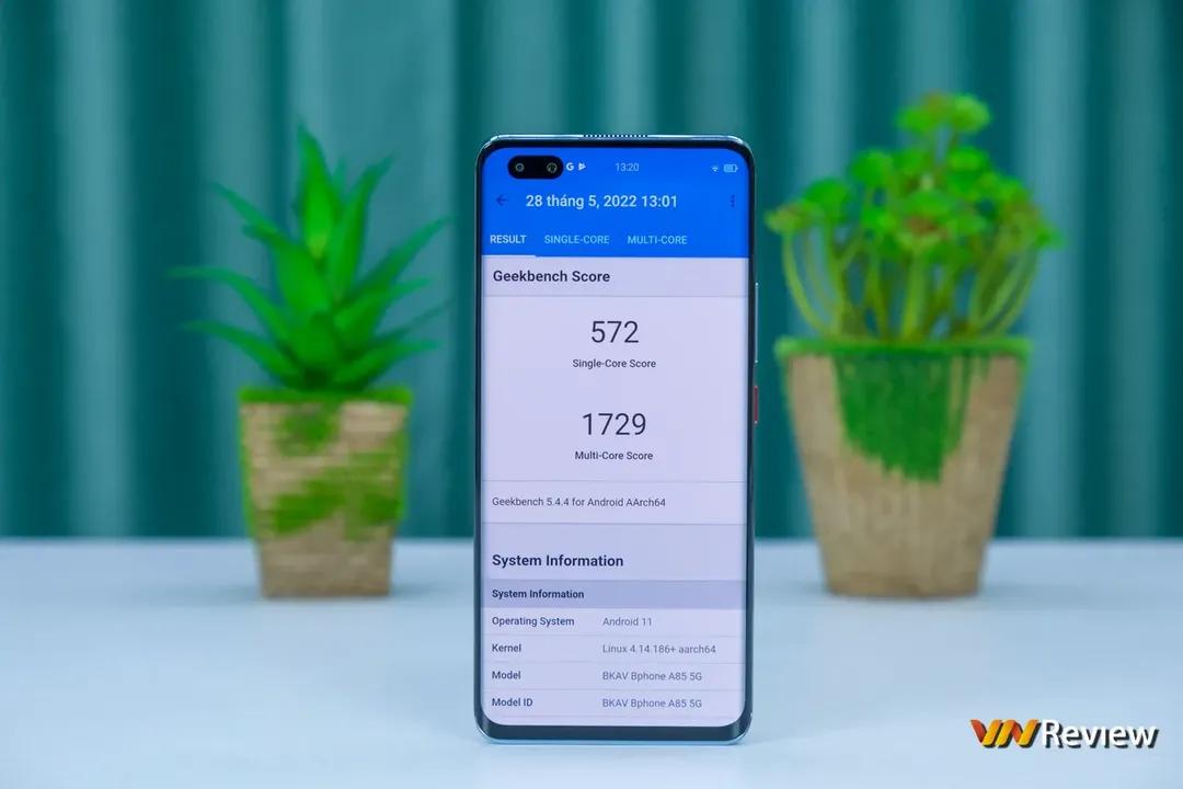 Mở hộp, trên tay nhanh Bphone A85 5G: Màn “lột xác” ngoạn mục về thiết kế Mở hộp, trên tay nhanh Bphone A85 5G: Màn “lột xác” ngoạn mục về thiết kế