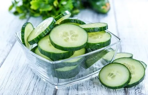 Một số thực phẩm ăn cùng với dưa chuột có thể gây đau bụng Một số thực phẩm ăn cùng với dưa chuột có thể gây đau bụng