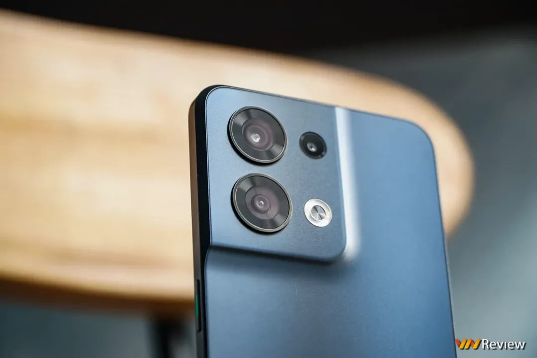 Đánh giá Oppo Reno8 5G: smartphone cho người trọng thiết kế, camera và sạc nhanh Đánh giá Oppo Reno8 5G: smartphone cho người trọng thiết kế, camera và sạc nhanh