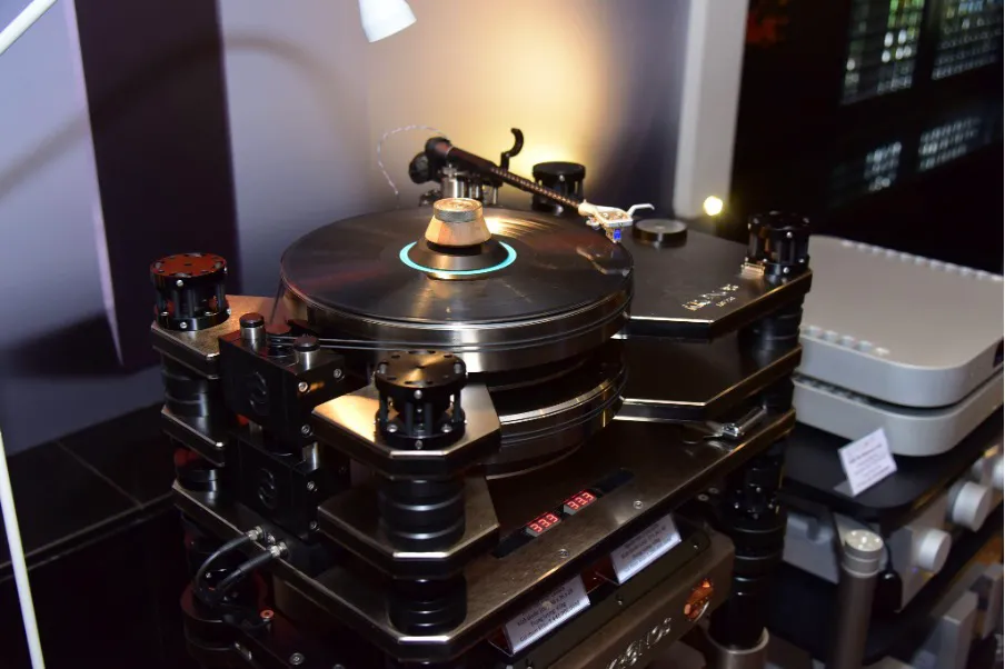 VietNam Hi-End Show 2022: Sự trở lại ngoạn mục từ Công Audio - nhà phân phối Audio Hi-end hàng đầu Việt Nam VietNam Hi-End Show 2022: Sự trở lại ngoạn mục từ Công Audio - nhà phân phối Audio Hi-end hàng đầu Việt Nam