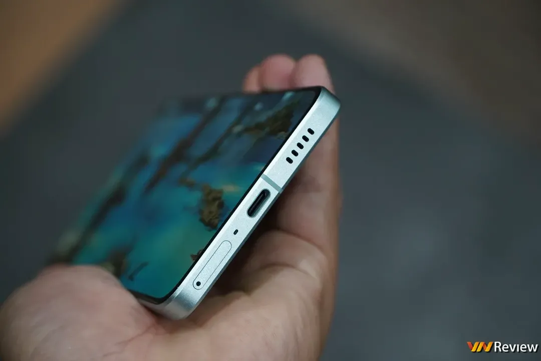 Đánh giá Oppo Reno8 Pro 5G: làm rất tốt bên ngoài nhưng vẫn còn thiếu một chút ở bên trong Đánh giá Oppo Reno8 Pro 5G: làm rất tốt bên ngoài nhưng vẫn còn thiếu một chút ở bên trong