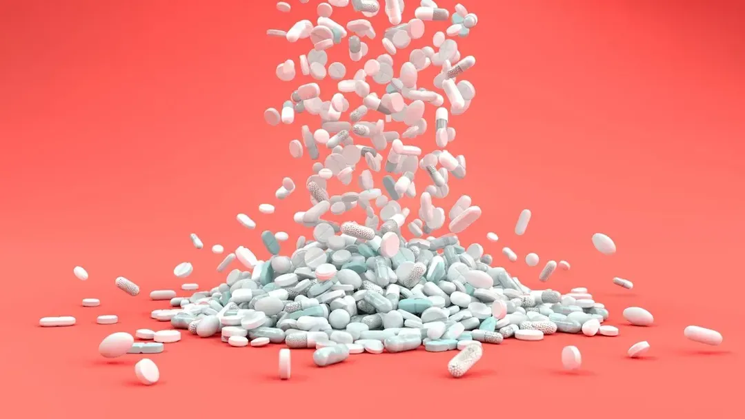 Câu chuyện hi hữu về người đàn ông uống 40.000 viên thuốc lắc trong 9 năm Câu chuyện hi hữu về người đàn ông uống 40.000 viên thuốc lắc trong 9 năm