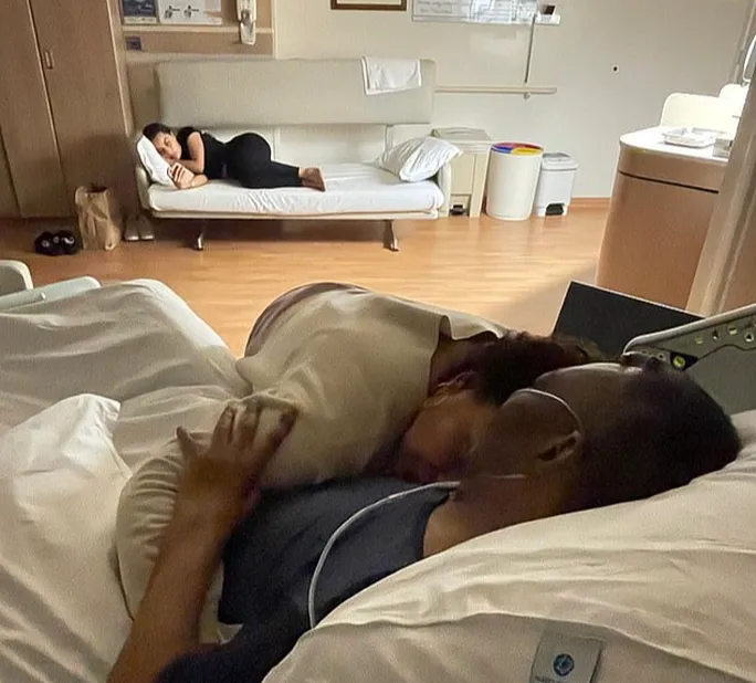 Pele qua đời, thế giới thể thao đã mất vua bóng đá  Pele qua đời, thế giới thể thao đã mất vua bóng đá