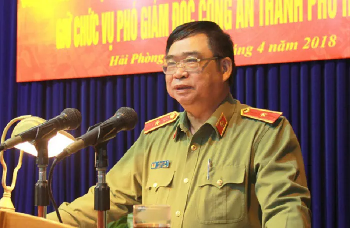 Vì sao Nguyên Giám đốc Công an thành phố Hải Phòng Đỗ Hữu Ca bị tạm giữ? Vì sao Nguyên Giám đốc Công an thành phố Hải Phòng Đỗ Hữu Ca bị tạm giữ?