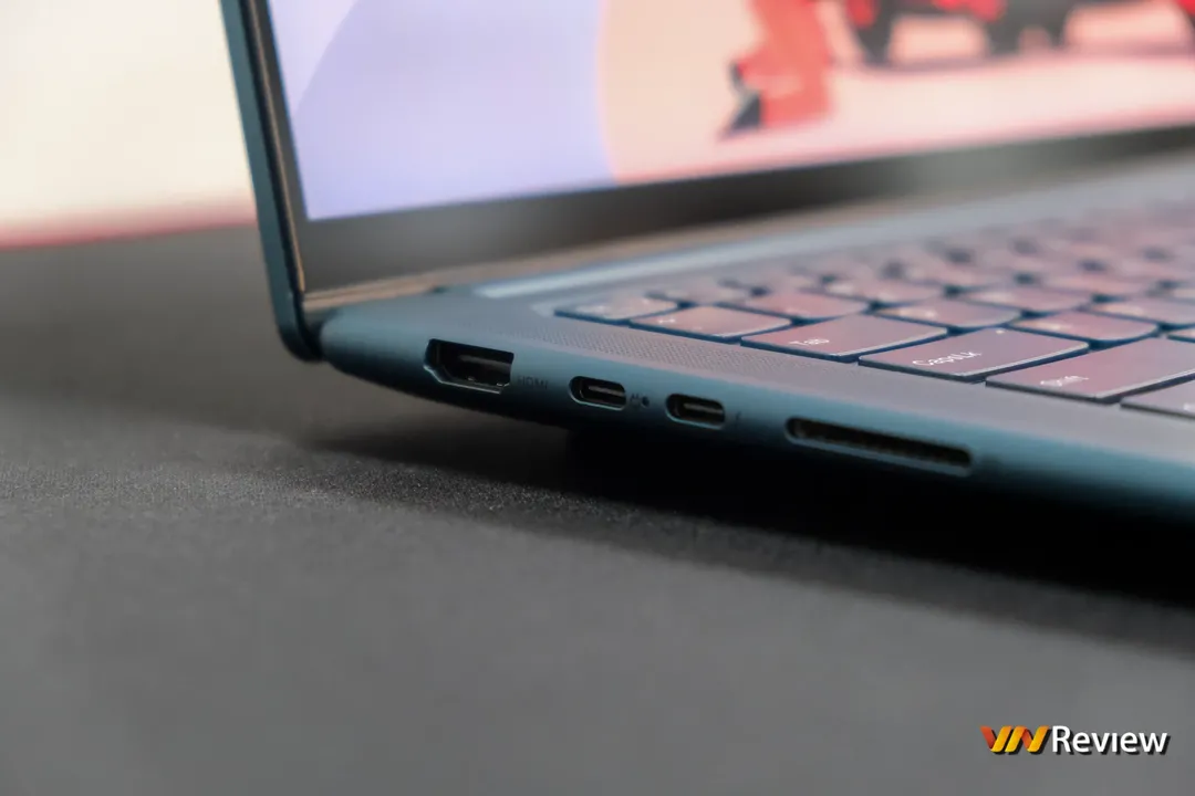 Đánh giá Lenovo Yoga Pro 9i: laptop Windows toàn diện của năm 2023 Đánh giá Lenovo Yoga Pro 9i: laptop Windows toàn diện của năm 2023