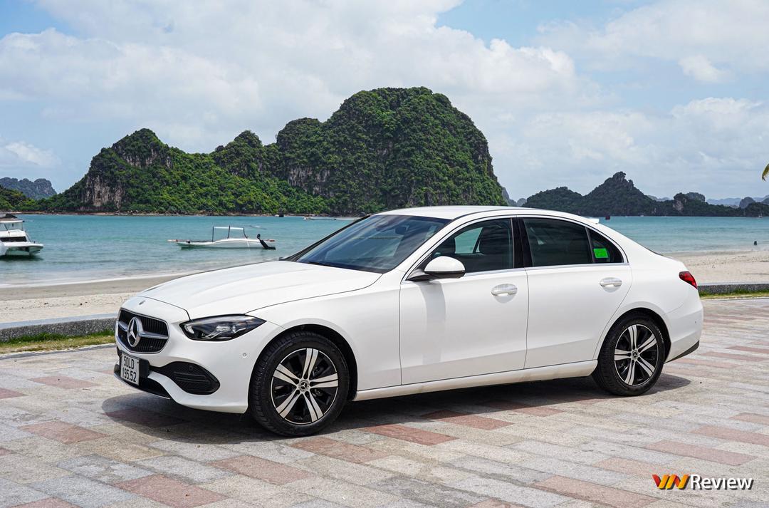 Trải nghiệm Mercedes-Benz C 200 Avantgarde Plus: Cánh cửa bước vào thế giới Mercedes-Benz Trải nghiệm Mercedes-Benz C 200 Avantgarde Plus: Cánh cửa bước vào thế giới Mercedes-Benz