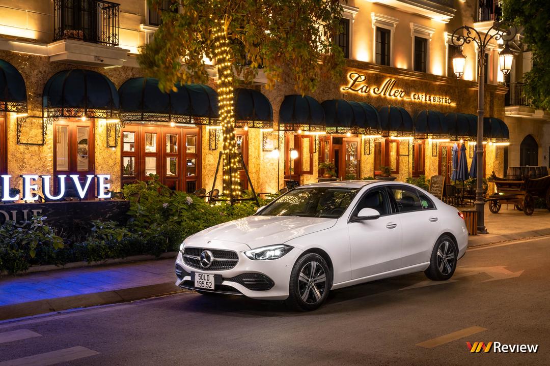 Trải nghiệm Mercedes-Benz C 200 Avantgarde Plus: Cánh cửa bước vào thế giới Mercedes-Benz Trải nghiệm Mercedes-Benz C 200 Avantgarde Plus: Cánh cửa bước vào thế giới Mercedes-Benz