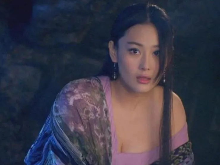 Không cần võ công, những nữ nhân này chỉ bằng sắc đẹp đã khuynh đảo giang hồ, anh hùng khốn khổ Không cần võ công, những nữ nhân này chỉ bằng sắc đẹp đã khuynh đảo giang hồ, anh hùng khốn khổ