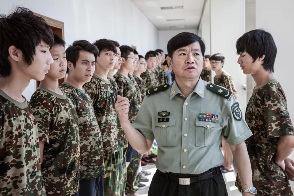 Trại cai nghiện Internet hay nhà tù? Từ uống thuốc đến sốc điện, vùi dập cơn nghiện Internet đến mức ám ảnh suốt đời Trại cai nghiện Internet hay nhà tù? Từ uống thuốc đến sốc điện, vùi dập cơn nghiện Internet đến mức ám ảnh suốt đời