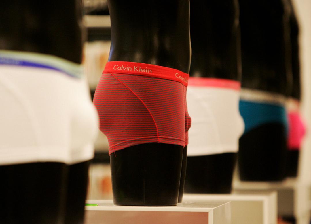 Tại sao mặc quần lót bó sát có thể làm giảm số lượng tinh trùng Tại sao mặc quần lót bó sát có thể làm giảm số lượng tinh trùng