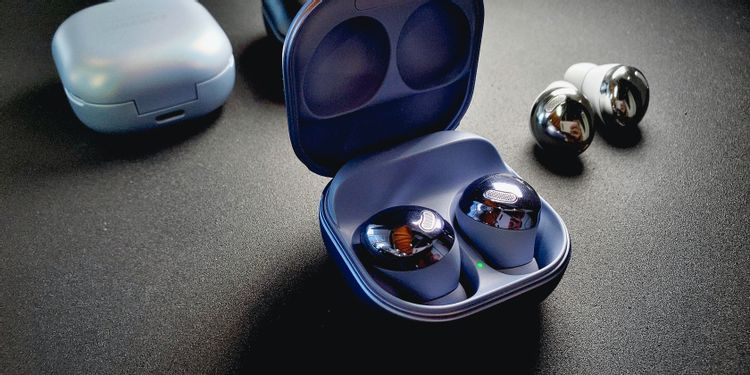 Một số người đeo tai nghe Galaxy Buds Pro bị nhiễm trùng tai Một số người đeo tai nghe Galaxy Buds Pro bị nhiễm trùng tai