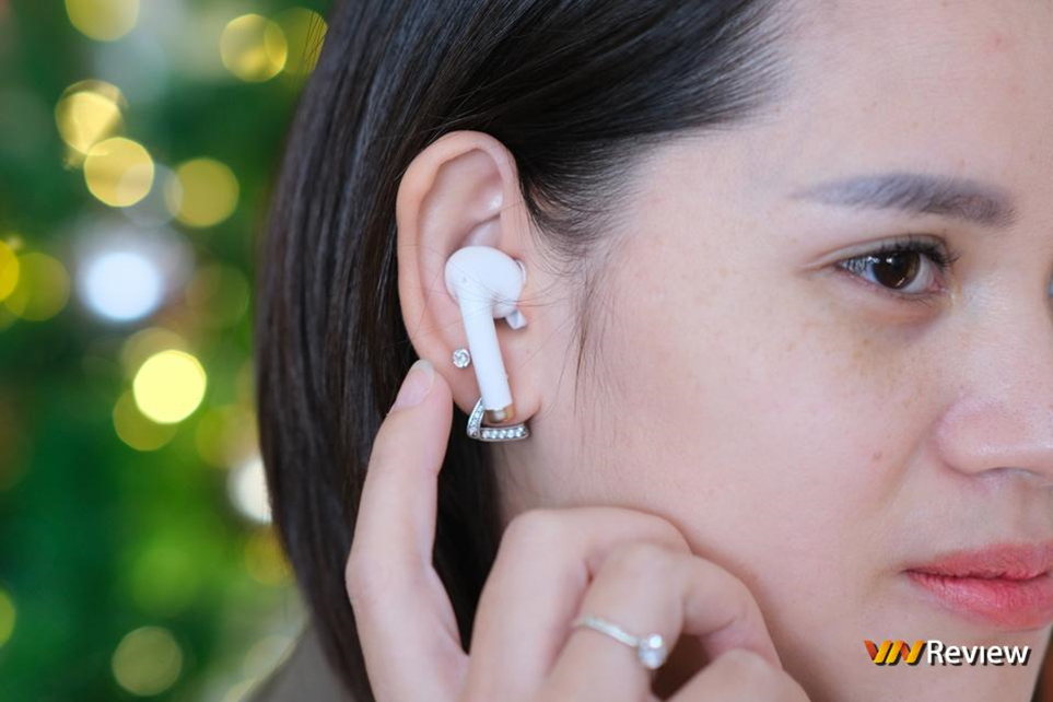 Đánh giá tai nghe true wireless AirB Pro: Ấn tượng “made in Vietnam” và chặng đường dài phía trước Đánh giá tai nghe true wireless AirB Pro: Ấn tượng “made in Vietnam” và chặng đường dài phía trước