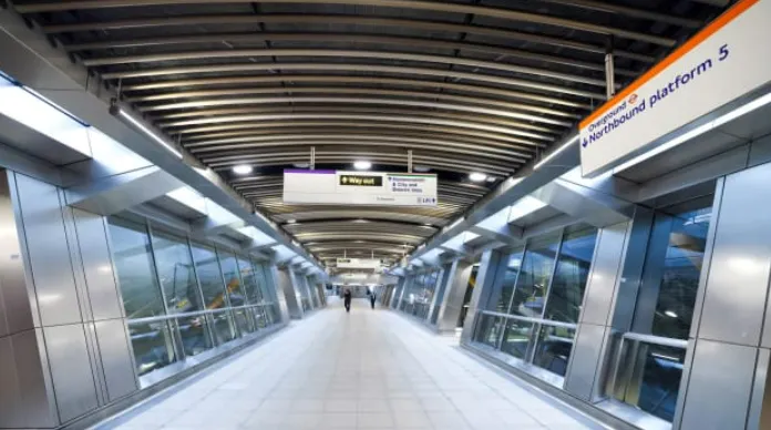 Khám phá hệ thống tàu điện ngầm 25 tỷ USD hiện đại nhất châu Âu Khám phá hệ thống tàu điện ngầm 25 tỷ USD hiện đại nhất châu Âu