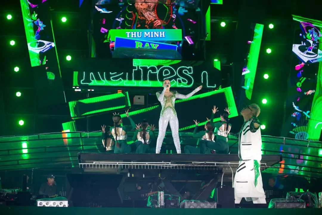 Bùng nổ Heineken Refresh Your Music – đại nhạc hội EDM và khinh khí cầu tại Việt Nam với tầm cỡ quốc tế Bùng nổ Heineken Refresh Your Music – đại nhạc hội EDM và khinh khí cầu tại Việt Nam với tầm cỡ quốc tế