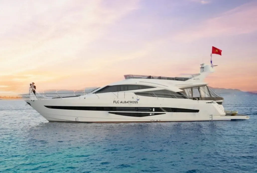 Sau siêu xe Rolls-Royce, ngân hàng tiếp tục rao bán du thuyền 70 tỷ đồng của FLC  Sau siêu xe Rolls-Royce, ngân hàng tiếp tục rao bán du thuyền 70 tỷ đồng của FLC