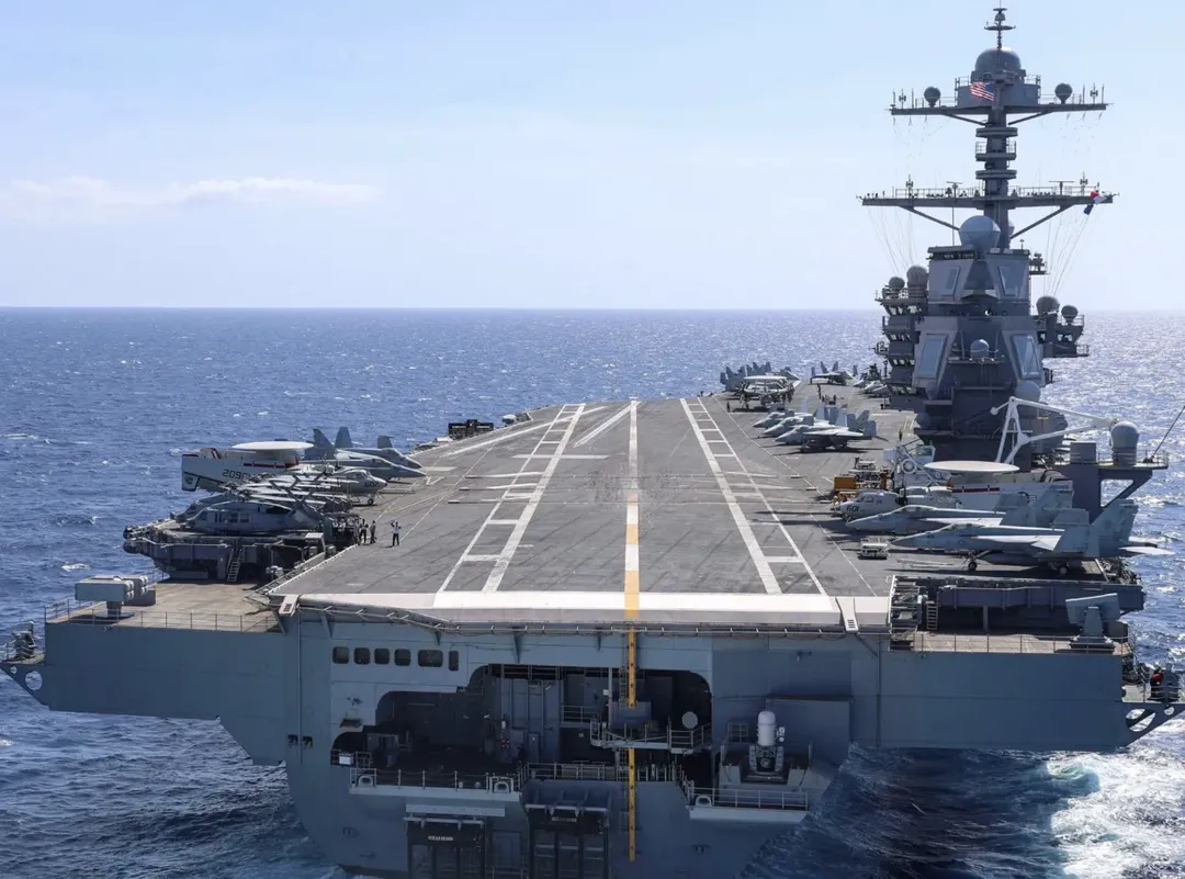 So đọ tàu sân bay mới của Mỹ và Trung Quốc: có đủ tuổi không? So đọ tàu sân bay mới của Mỹ và Trung Quốc: có đủ tuổi không?