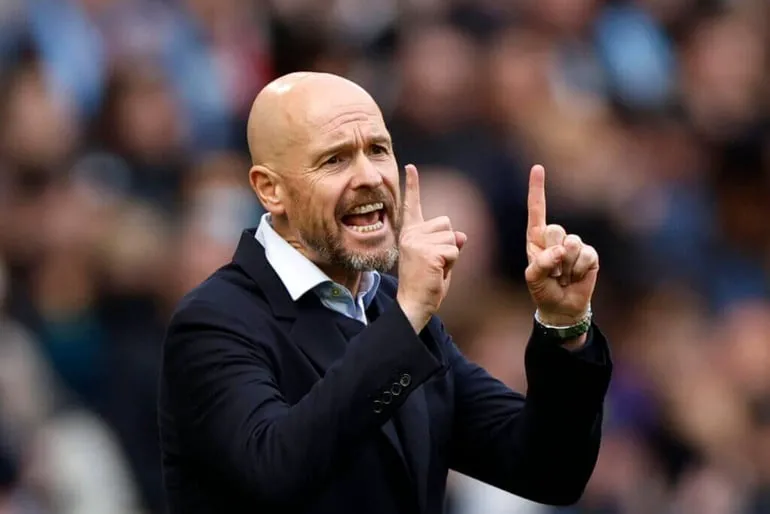 Manchester United sắp bị rao bán, HLV Ten Hag nói gì? Manchester United sắp bị rao bán, HLV Ten Hag nói gì?