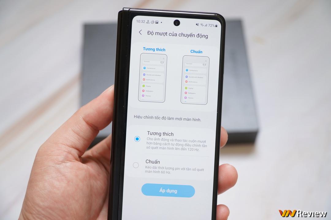 Trên tay Galaxy Z Fold 3 tại Việt Nam: camera ẩn dưới màn hình, chống nước IPX8, hỗ trợ S Pen Trên tay Galaxy Z Fold 3 tại Việt Nam: camera ẩn dưới màn hình, chống nước IPX8, hỗ trợ S Pen