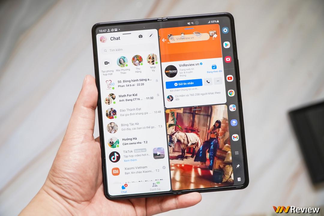 Trên tay Galaxy Z Fold 3 tại Việt Nam: camera ẩn dưới màn hình, chống nước IPX8, hỗ trợ S Pen Trên tay Galaxy Z Fold 3 tại Việt Nam: camera ẩn dưới màn hình, chống nước IPX8, hỗ trợ S Pen