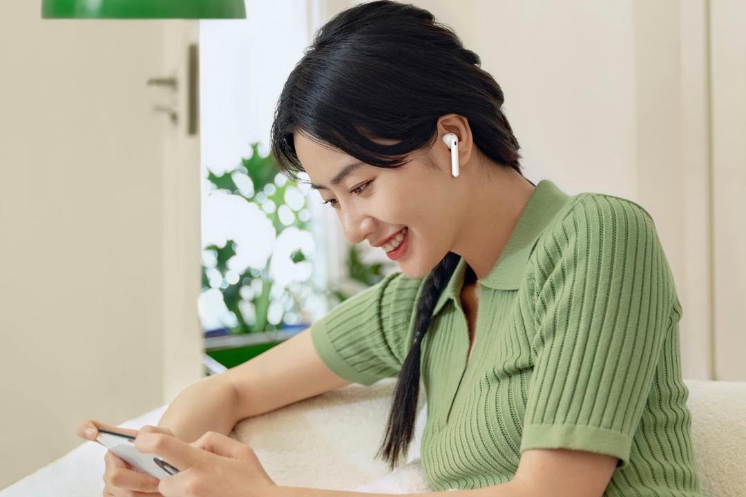 Huawei FreeBuds 4 ra mắt tại Việt Nam: TWS earbud có ANC, kết nối kép, giá 3,99 triệu đồng Huawei FreeBuds 4 ra mắt tại Việt Nam: TWS earbud có ANC, kết nối kép, giá 3,99 triệu đồng