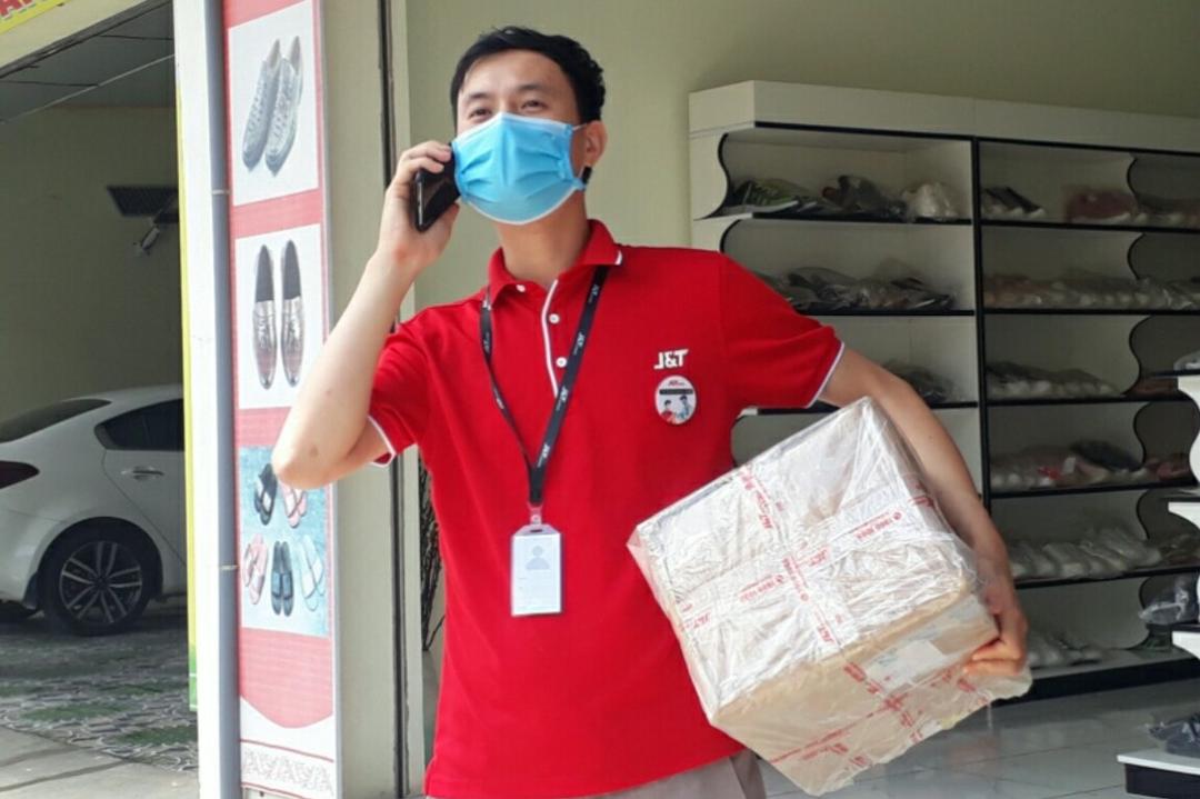 TP.HCM mở cửa một số hoạt động từ 1/10, doanh nghiệp rục rịch trở lại làm việc TP.HCM mở cửa một số hoạt động từ 1/10, doanh nghiệp rục rịch trở lại làm việc