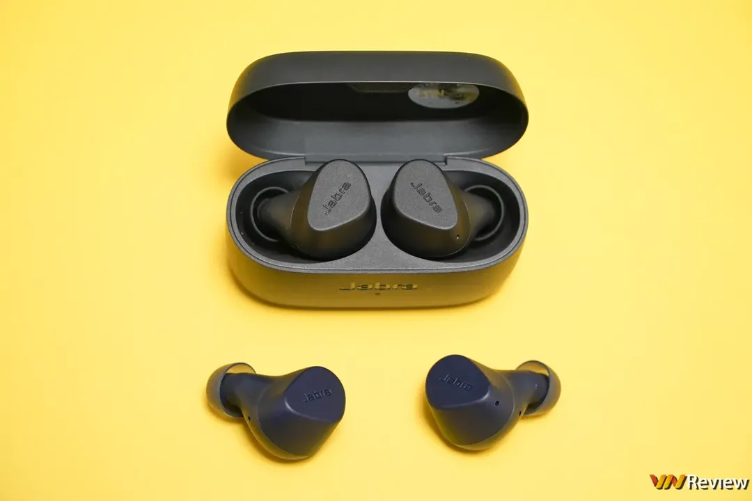 Đánh giá Jabra Elite 2 và Jabra Elite 3: cắt giảm hợp lý để có mức giá dễ tiếp cận Đánh giá Jabra Elite 2 và Jabra Elite 3: cắt giảm hợp lý để có mức giá dễ tiếp cận