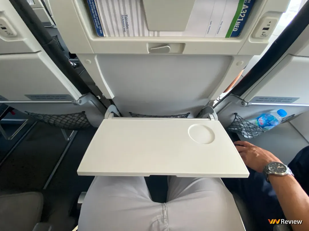 Trải nghiệm bay Bamboo Airways từ TP Hà Nội - TP Hồ Chí Minh trên Airbus A320 và A321 Trải nghiệm bay Bamboo Airways từ TP Hà Nội - TP Hồ Chí Minh trên Airbus A320 và A321