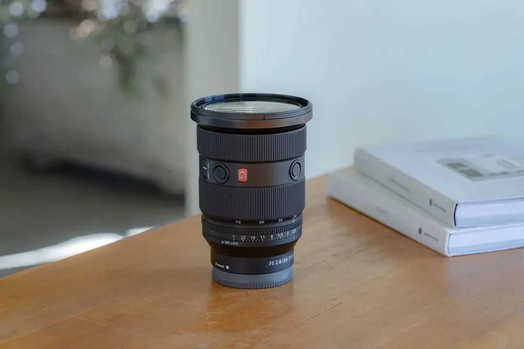 Sony trình làng FE 24-70mm 2.8 GM II: ống kính zoom tiêu chuẩn khẩu độ F2.8 nhỏ và nhẹ nhất thế giới Sony trình làng FE 24-70mm 2.8 GM II: ống kính zoom tiêu chuẩn khẩu độ F2.8 nhỏ và nhẹ nhất thế giới