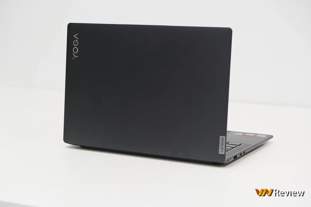 Đánh giá Lenovo Yoga Slim 7 Pro X (2022): món hời cho dân sáng tạo nội dung Đánh giá Lenovo Yoga Slim 7 Pro X (2022): món hời cho dân sáng tạo nội dung