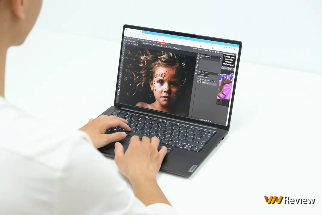 Đánh giá Lenovo Yoga Slim 7 Pro X (2022): món hời cho dân sáng tạo nội dung Đánh giá Lenovo Yoga Slim 7 Pro X (2022): món hời cho dân sáng tạo nội dung