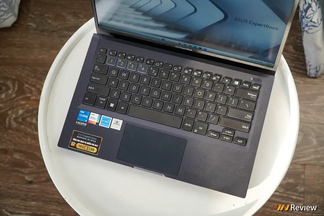 Đánh giá Asus ExpertBook B1 2022: laptop “chuẩn bài” cho doanh nghiệp vừa và nhỏ Đánh giá Asus ExpertBook B1 2022: laptop “chuẩn bài” cho doanh nghiệp vừa và nhỏ
