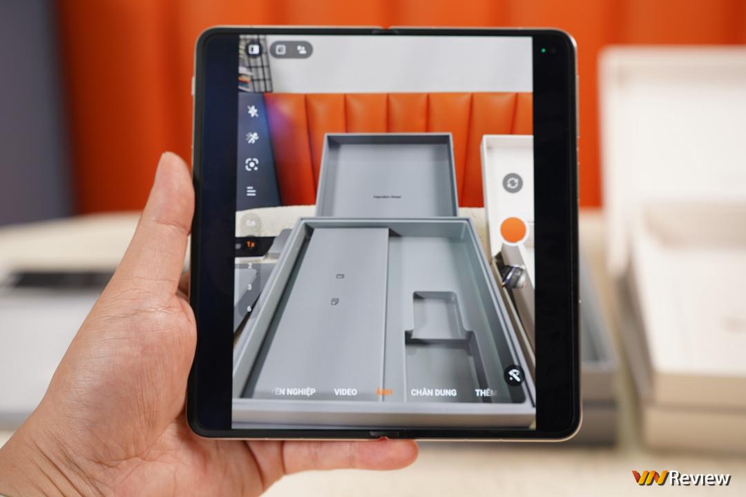 Mở hộp Oppo Find N3 và Find N3 Flip vừa ra mắt tại Việt Nam: khi Oppo “tuyên chiến” với Samsung Mở hộp Oppo Find N3 và Find N3 Flip vừa ra mắt tại Việt Nam: khi Oppo “tuyên chiến” với Samsung