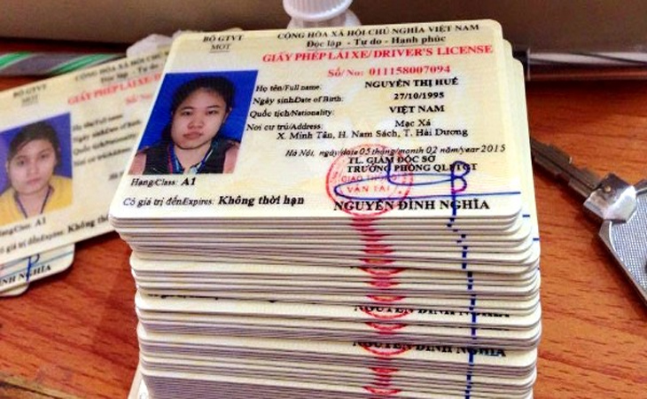 Không mang bằng lái hoặc bị tạm giữ, người điều khiển xe tham gia giao thông bị xử lý như thế nào? Không mang bằng lái hoặc bị tạm giữ, người điều khiển xe tham gia giao thông bị xử lý như thế nào?