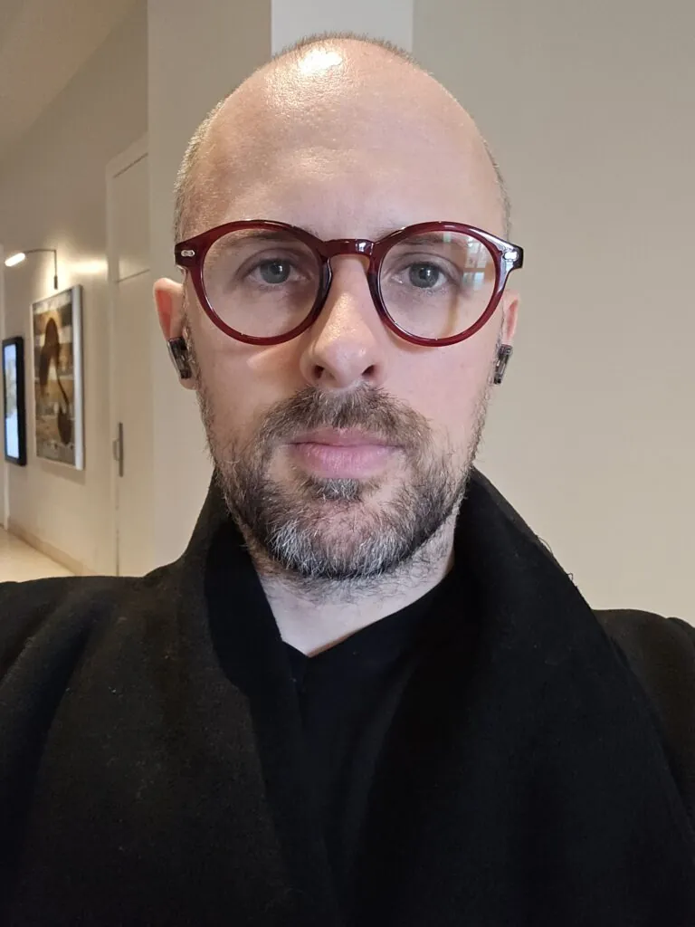 Những ảnh chụp đầu tiên từ camera Galaxy S24 Ultra, liệu camera AI có “bá đạo” như quảng cáo? Những ảnh chụp đầu tiên từ camera Galaxy S24 Ultra, liệu camera AI có “bá đạo” như quảng cáo?