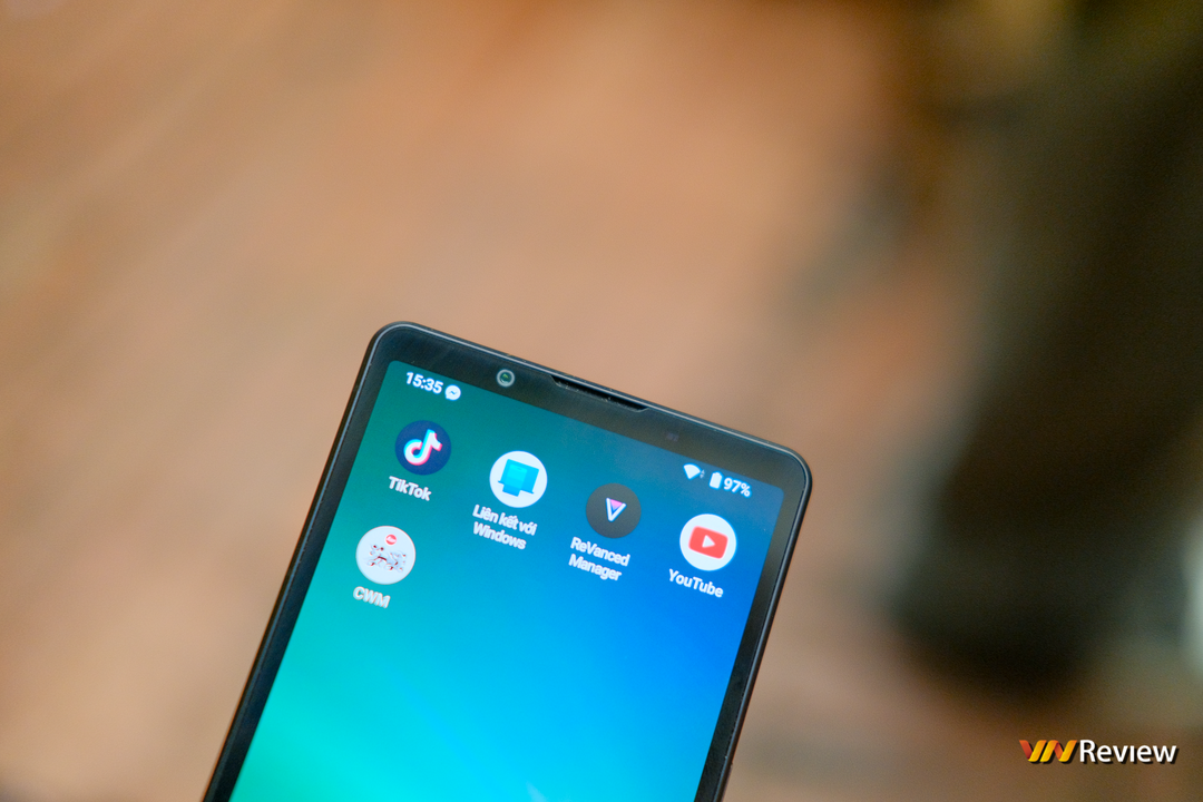 Đánh giá Sony Xperia 5 V: Điện thoại nhỏ gánh những trọng trách lớn Đánh giá Sony Xperia 5 V: Điện thoại nhỏ gánh những trọng trách lớn