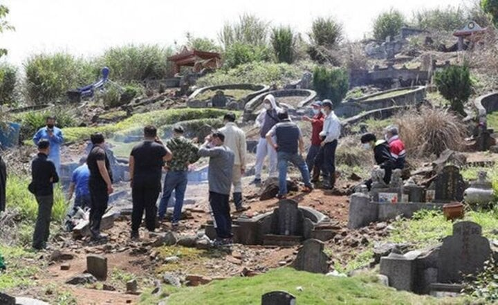 Người đàn ông mắc bệnh lạ khi viếng mộ dịp Tết Thanh minh, ảnh chụp CT khiến bác sĩ cũng lạnh sống lưng Người đàn ông mắc bệnh lạ khi viếng mộ dịp Tết Thanh minh, ảnh chụp CT khiến bác sĩ cũng lạnh sống lưng