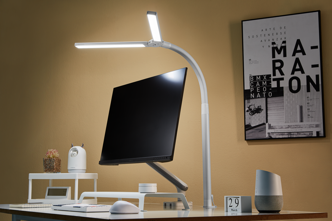Lần đầu tiên HyperWork ra mắt thiết bị chiếu sáng đèn LED kẹp bàn Luna: Chân thực, tiện lợi và đa năng  Lần đầu tiên HyperWork ra mắt thiết bị chiếu sáng đèn LED kẹp bàn Luna: Chân thực, tiện lợi và đa năng