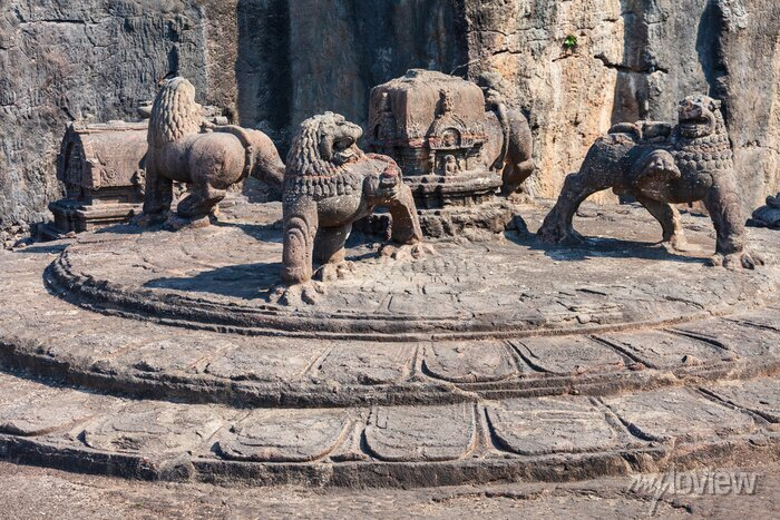 Kinh ngạc ngôi đền Hindu 1.200 năm tuổi được tạc từ 1 khối đá duy nhất, công nghệ thế kỷ 21 cũng phải bó tay Kinh ngạc ngôi đền Hindu 1.200 năm tuổi được tạc từ 1 khối đá duy nhất, công nghệ thế kỷ 21 cũng phải bó tay