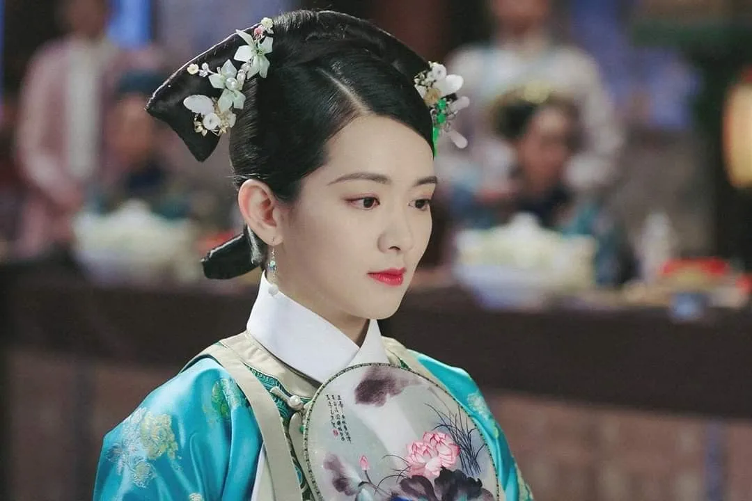 Mỹ nhân được vua Càn Long sủng ái nhất, lật thẻ bài thị tẩm liên tục đến nỗi bị tróc sơn Mỹ nhân được vua Càn Long sủng ái nhất, lật thẻ bài thị tẩm liên tục đến nỗi bị tróc sơn