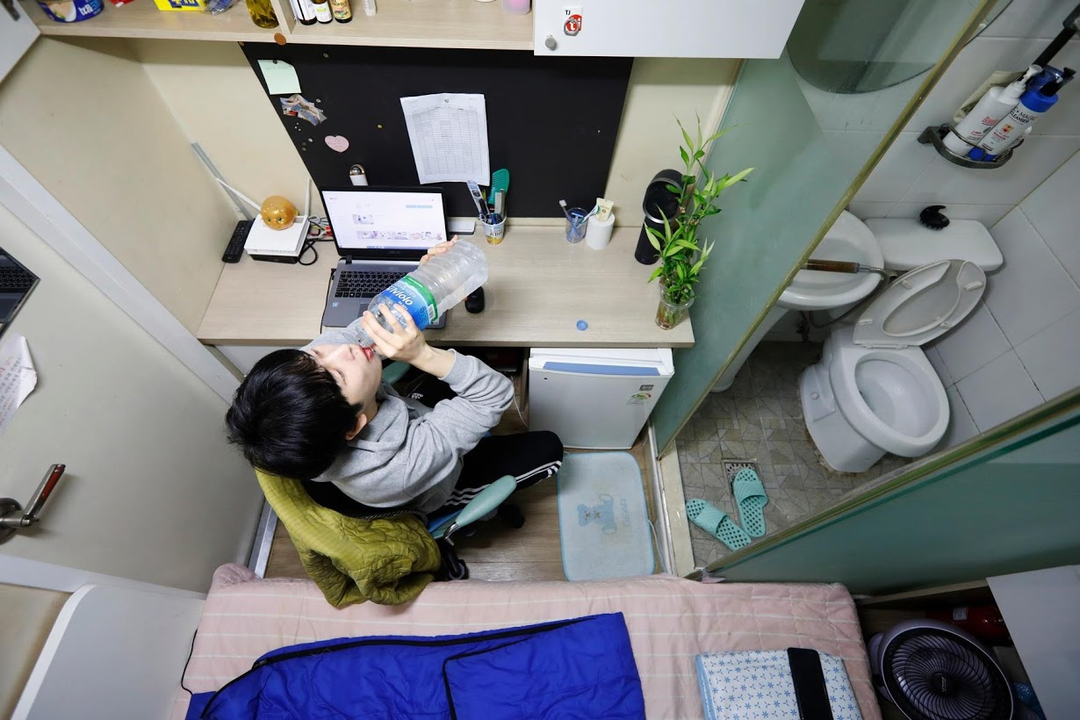 Nhà cửa đắt đỏ, chênh lệch giàu nghèo, người Hàn Quốc chìm trong tuyệt vọng Nhà cửa đắt đỏ, chênh lệch giàu nghèo, người Hàn Quốc chìm trong tuyệt vọng