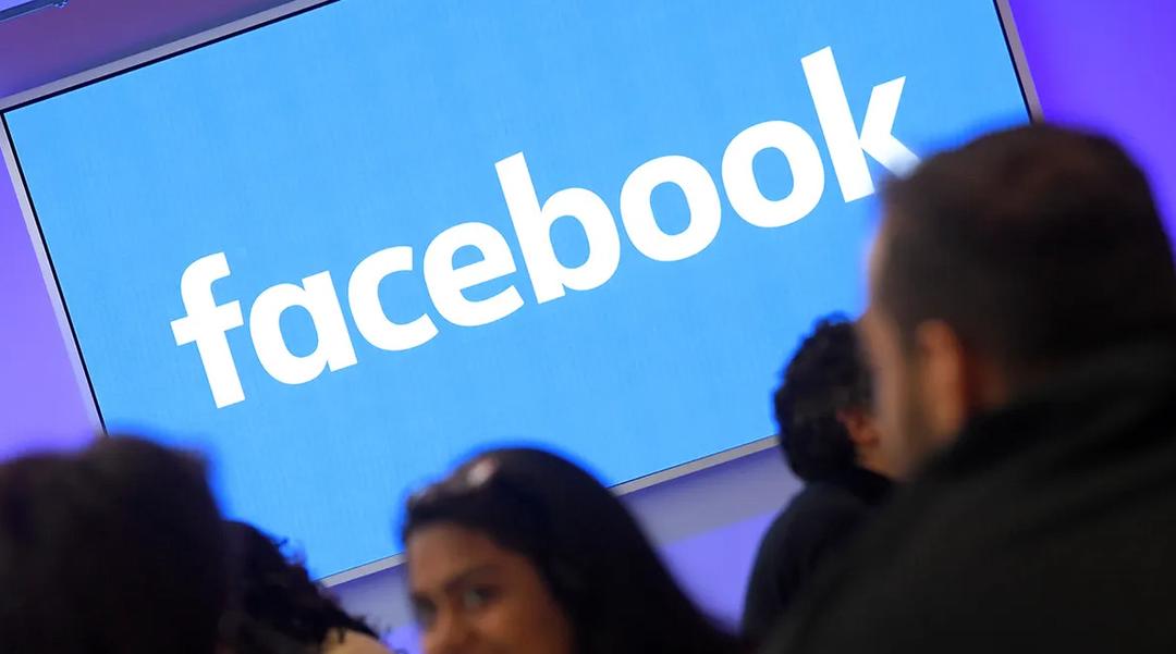 Ảnh và nội dung khiêu dâm trên Facebook sẽ bị truy quét gắt gao, nhất là với người của công chúng Ảnh và nội dung khiêu dâm trên Facebook sẽ bị truy quét gắt gao, nhất là với người của công chúng