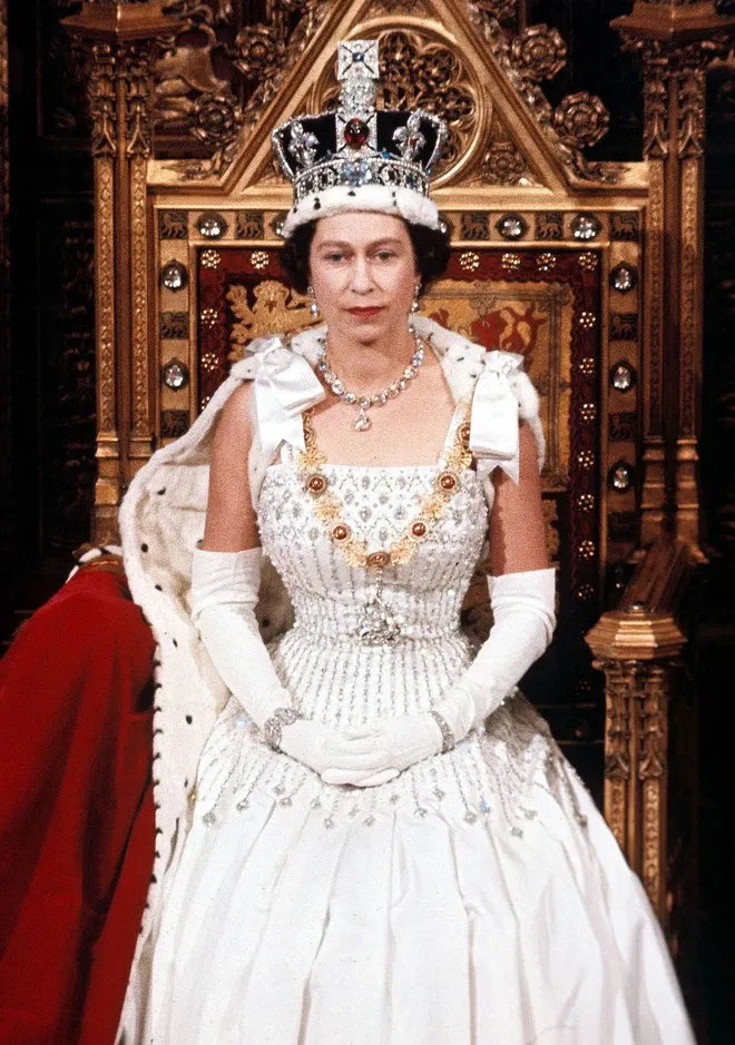 Điều gì sẽ xảy ra trong những tuần sau khi Nữ hoàng Elizabeth II qua đời? Điều gì sẽ xảy ra trong những tuần sau khi Nữ hoàng Elizabeth II qua đời?