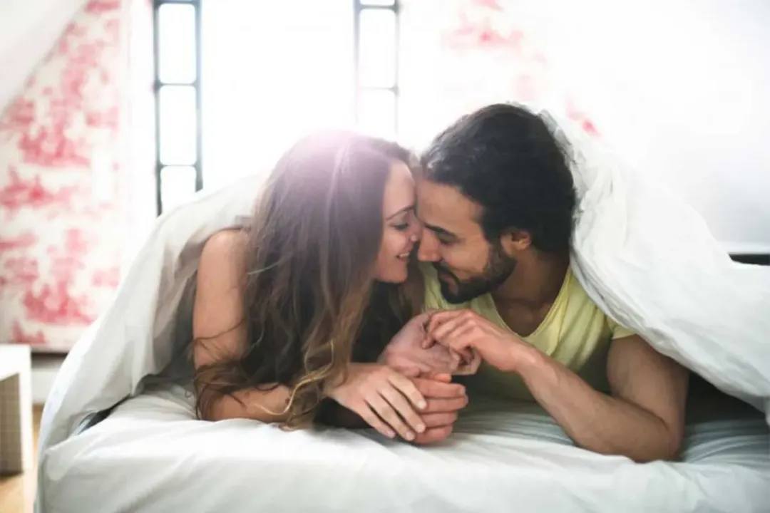 COVID giết chết trào lưu tình một đêm COVID giết chết trào lưu tình một đêm