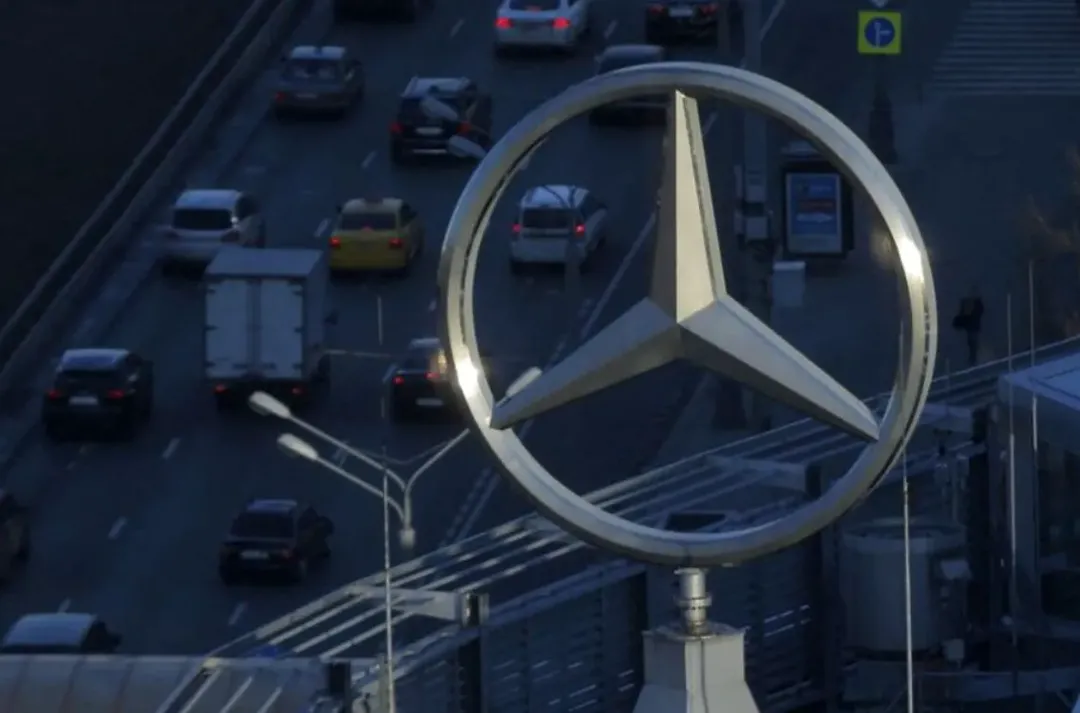 Mercedes lo ngại bị Nga quốc hữu hóa khối tài sản gần 2,2 tỷ USD Mercedes lo ngại bị Nga quốc hữu hóa khối tài sản gần 2,2 tỷ USD