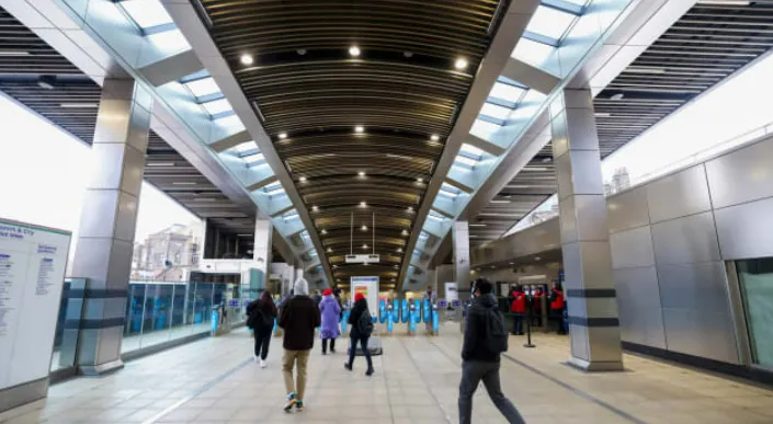 Khám phá hệ thống tàu điện ngầm 25 tỷ USD hiện đại nhất châu Âu Khám phá hệ thống tàu điện ngầm 25 tỷ USD hiện đại nhất châu Âu