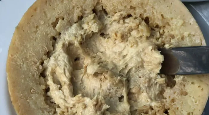 Chết ngất với phô mai kinh dị nhất thế giới: ăn ngon nhờ... giòi! Chết ngất với phô mai kinh dị nhất thế giới: ăn ngon nhờ... giòi!