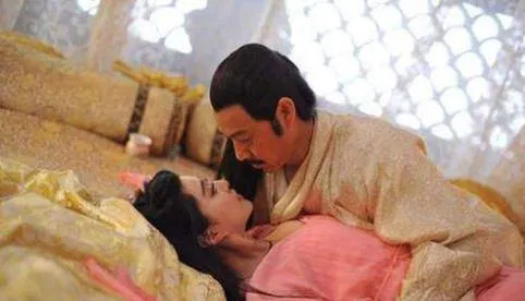 Thần thiếp thời xưa có quá nhiều thủ đoạn trong cách hầu hạ giường chiếu, thảo nào hoàng đế Trung Quốc tuổi thọ ngắn Thần thiếp thời xưa có quá nhiều thủ đoạn trong cách hầu hạ giường chiếu, thảo nào hoàng đế Trung Quốc tuổi thọ ngắn