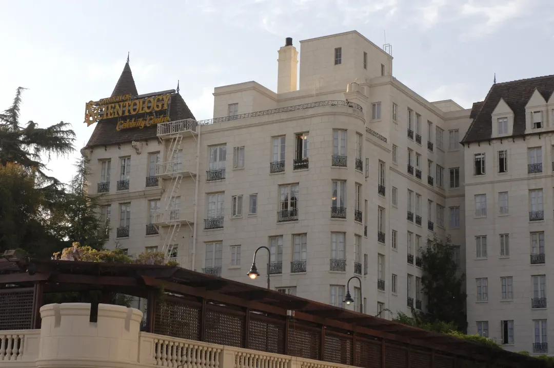 Tom Cruise hot trên phim nhưng ngoài đời là người cha tồi: chưa bao giờ gặp lại con gái kể từ khi ly hôn Tom Cruise hot trên phim nhưng ngoài đời là người cha tồi: chưa bao giờ gặp lại con gái kể từ khi ly hôn