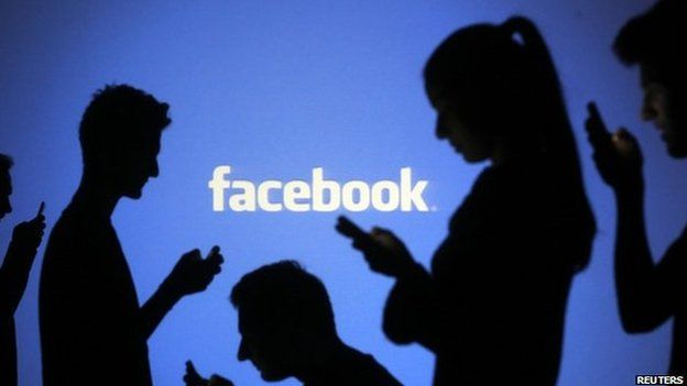 Số người dùng Facebook, Instagram đã gần bằng một nửa dân số thế giới Số người dùng Facebook, Instagram đã gần bằng một nửa dân số thế giới